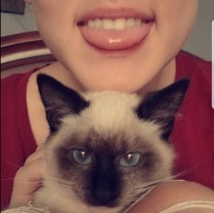 Meet your Posher, Julian